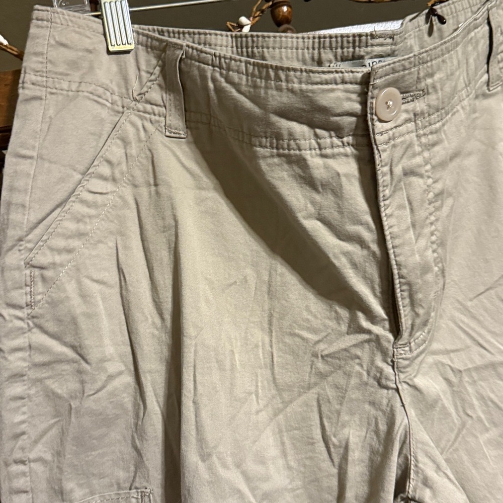 Lee Riders Light Tan Pants - Picture 3 of 6